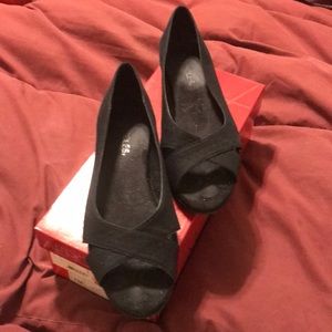 worn a couple of times plenty of life left